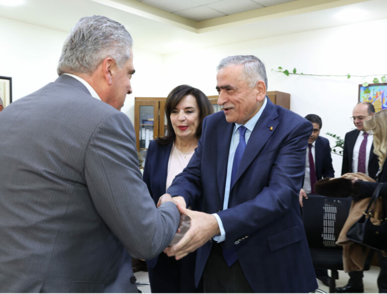 DAD-022610-DAD-Branding images-22